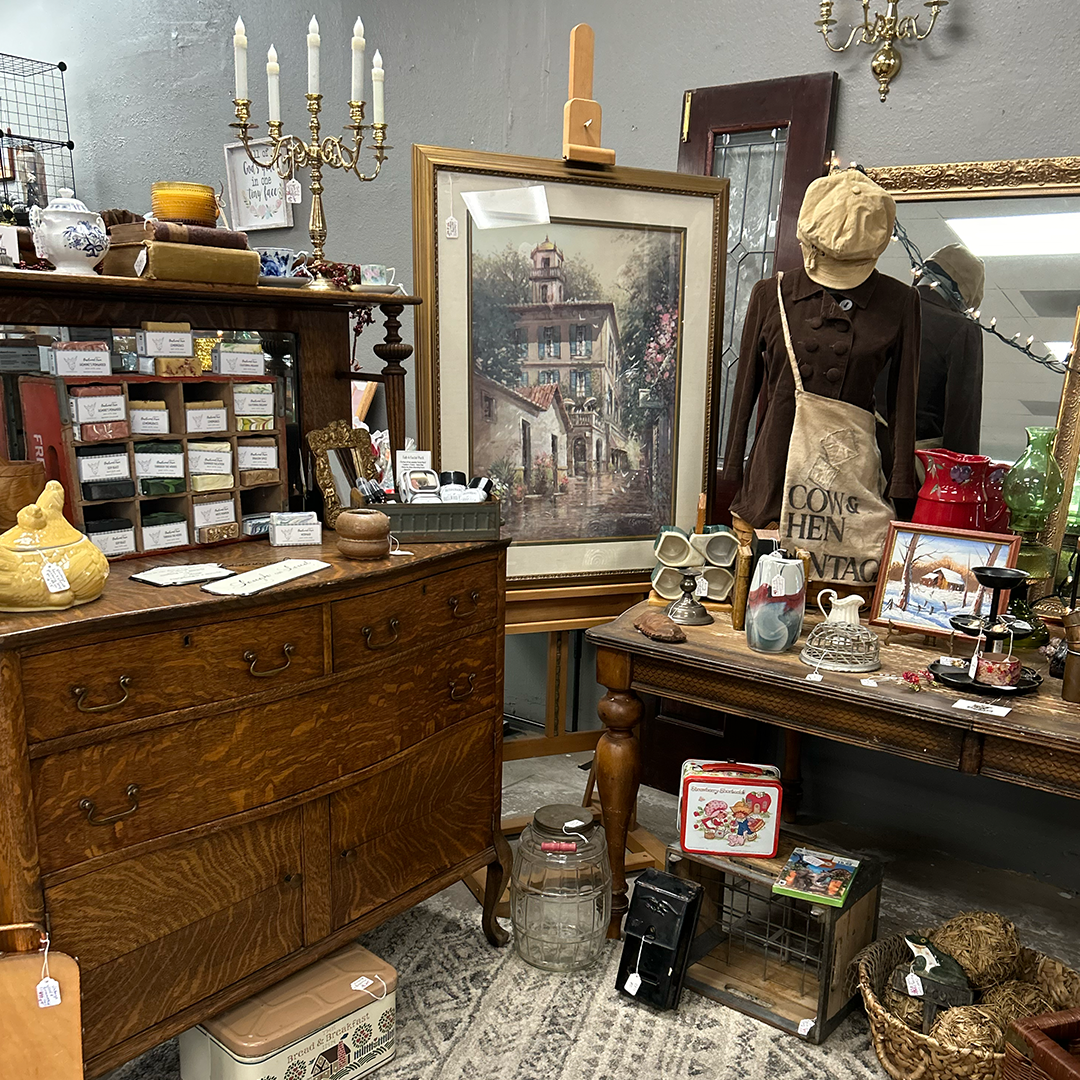 Resuscitated Marketplace & Thrift Boutique in Fresno