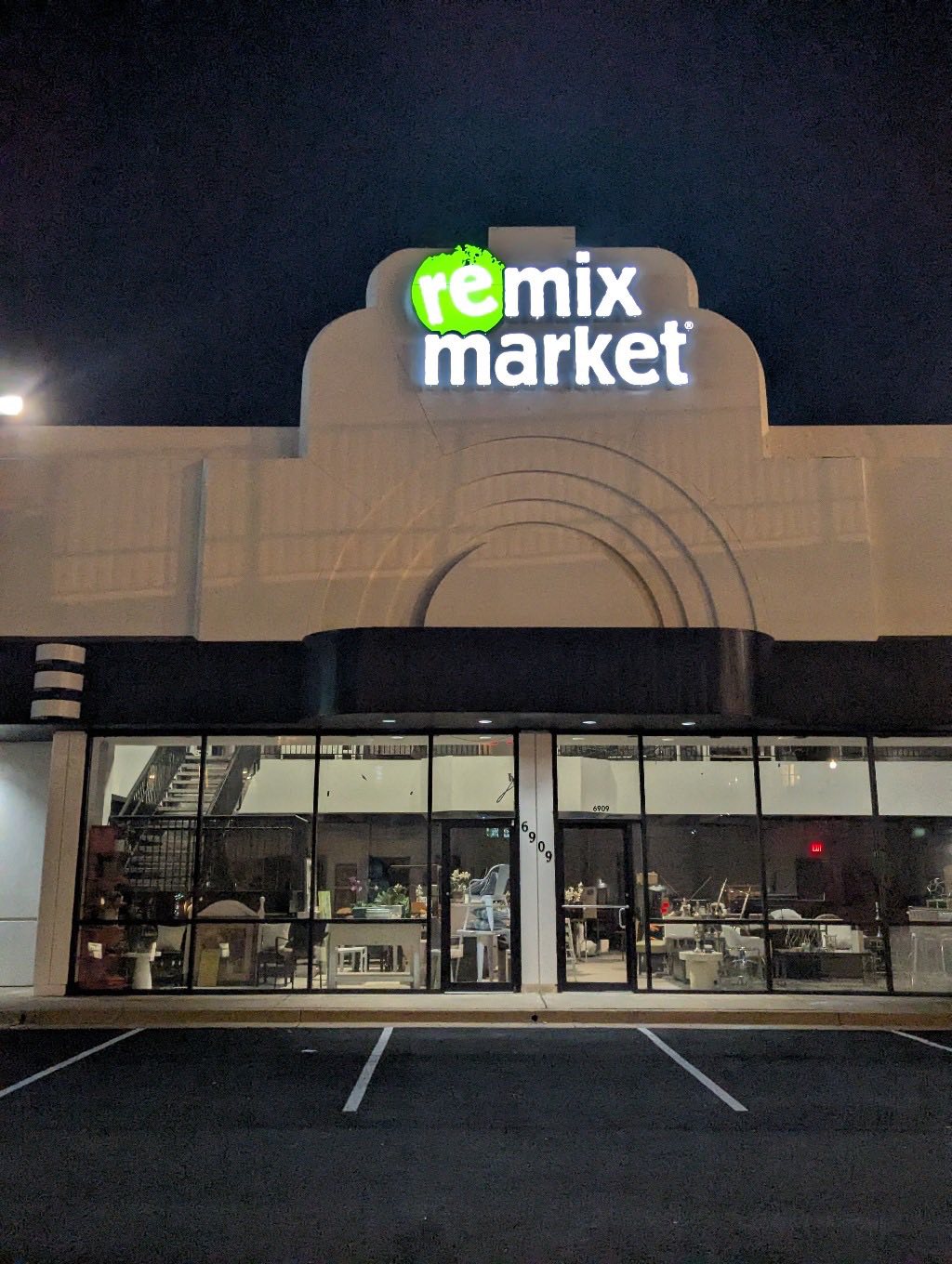 Remix Market Springfield in Springfield