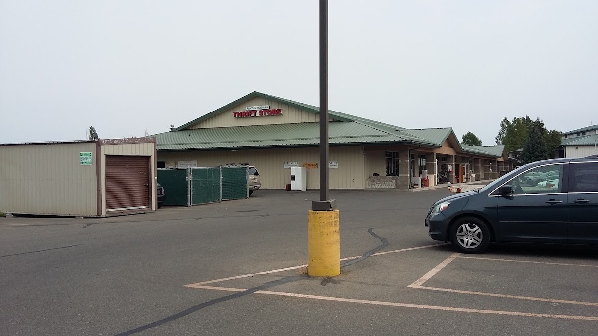 Real Life Ministries Thrift in Post Falls