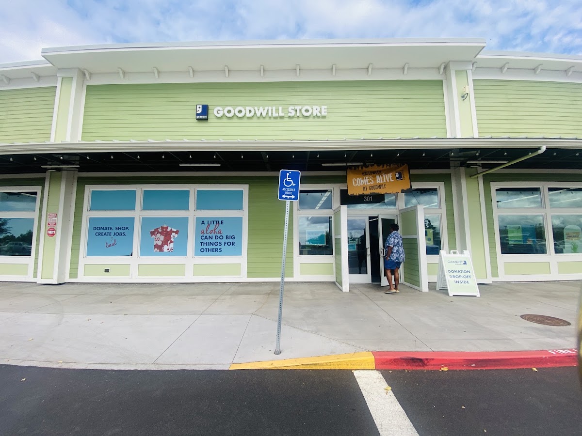 Goodwill Store and Donation Center in Waikoloa Village