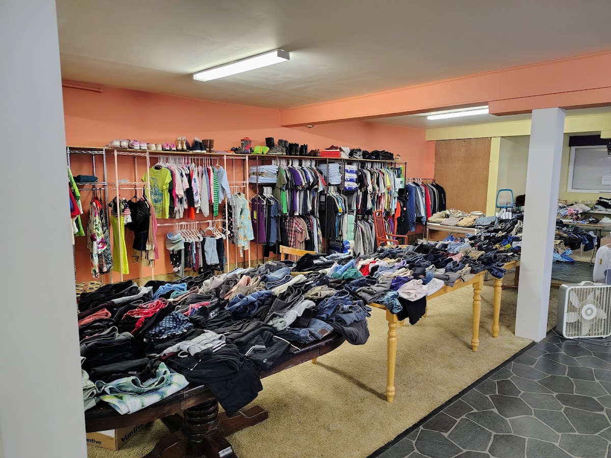 Neighbors In Knead Thrift Store in Hanover