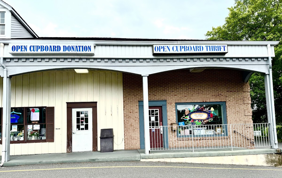 OPEN CUPBOARD FOOD PANTRY THRIFT SHOP in Clinton