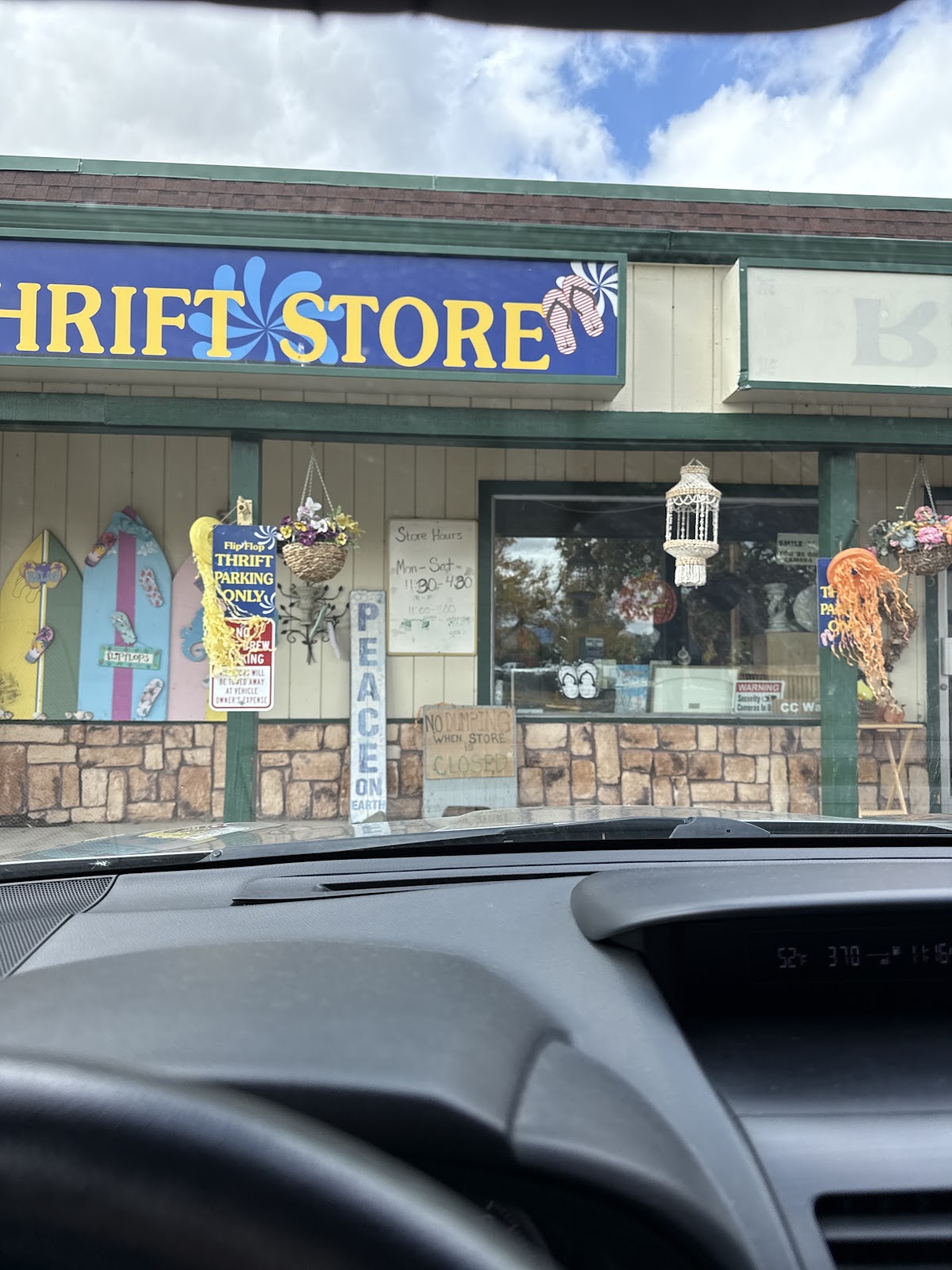 Flip Flop Thrift & Consignment in Gardnerville