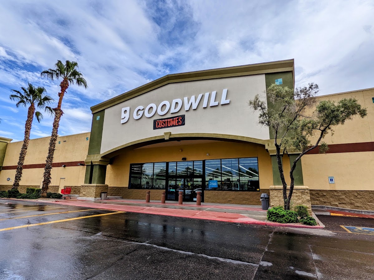 Goodwill - Retail Store and Donation Center in Gilbert
