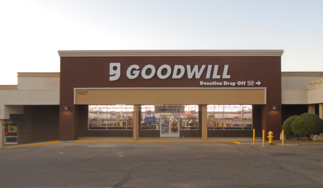 Cottonwood Hwy 89 - Goodwill Retail Store and Donation Center in Cottonwood