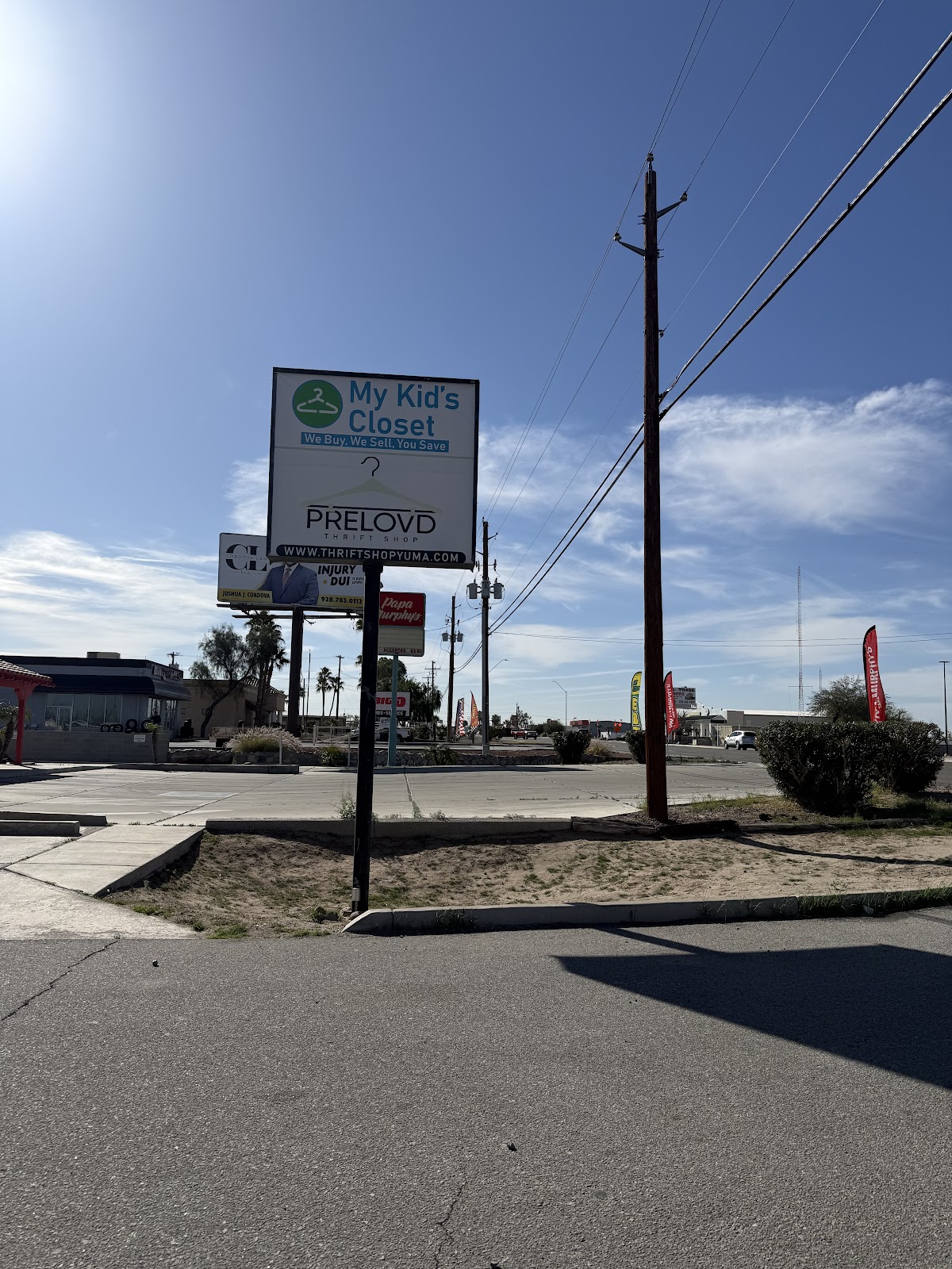 Prelovd Thrift Store in Yuma
