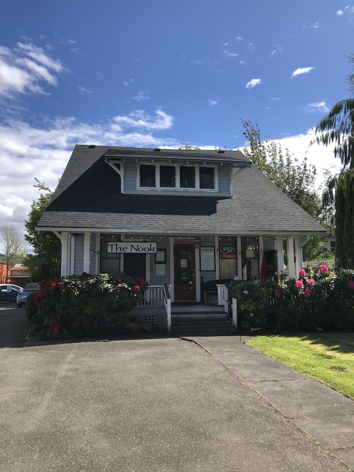 The Nook Charity Boutique in Puyallup