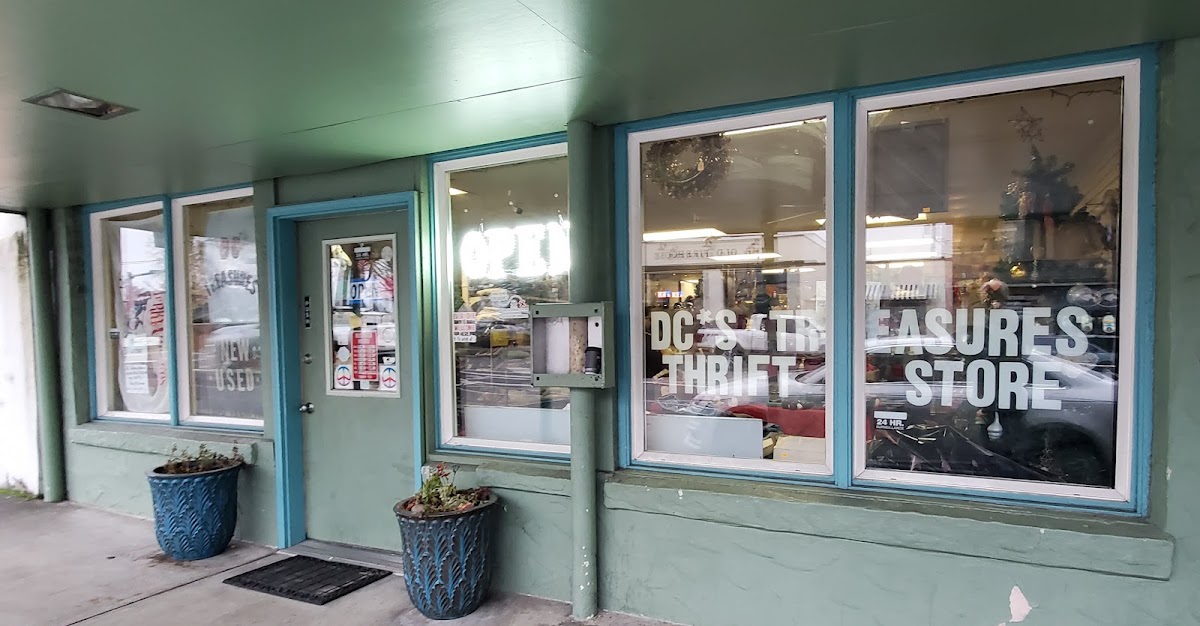 D C's Treasures in Yelm