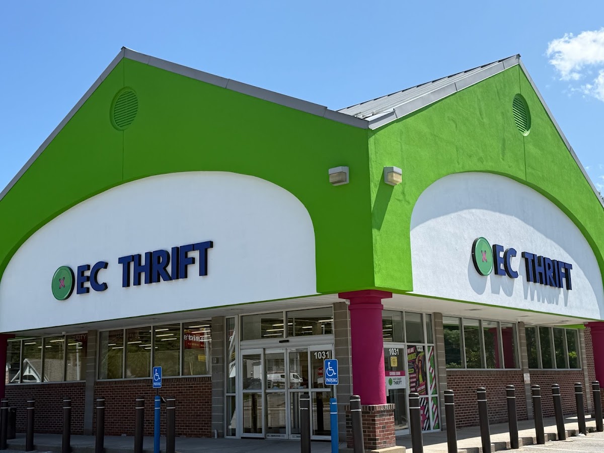 East Coast Thrift in Clinton