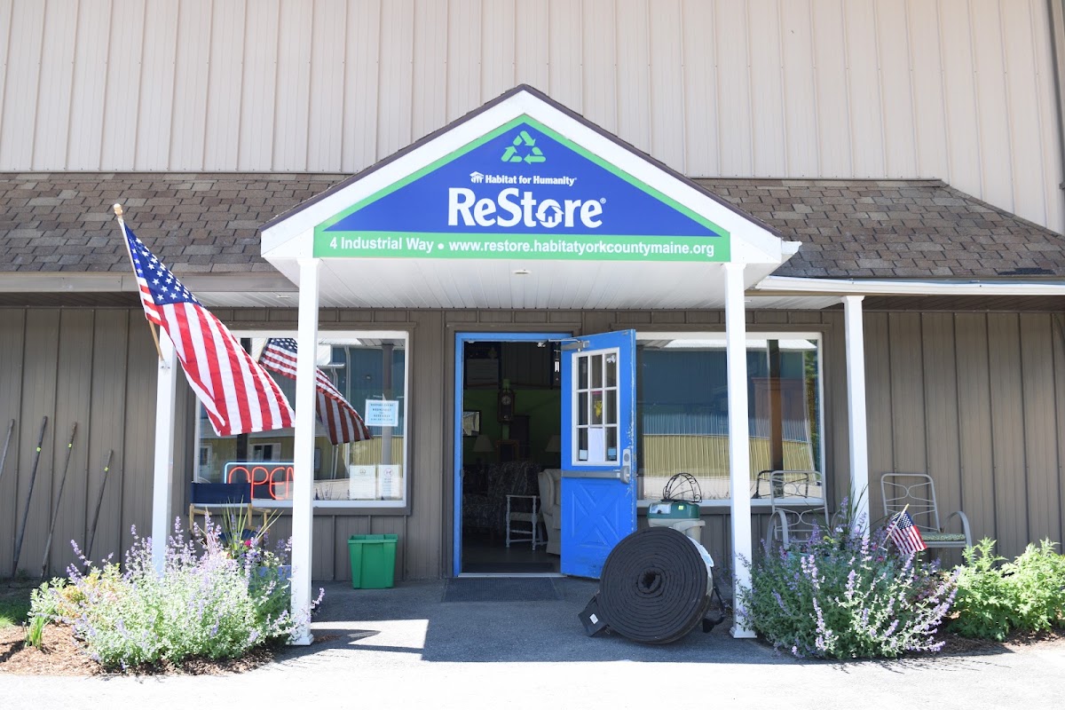 Habitat For Humanity York County ReStore in Kennebunk