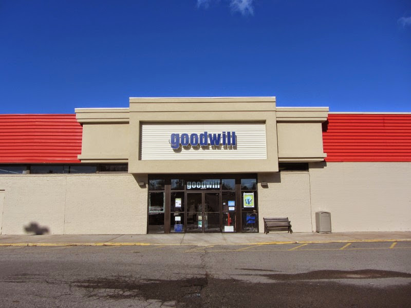 Goodwill Store: Biddeford in Biddeford