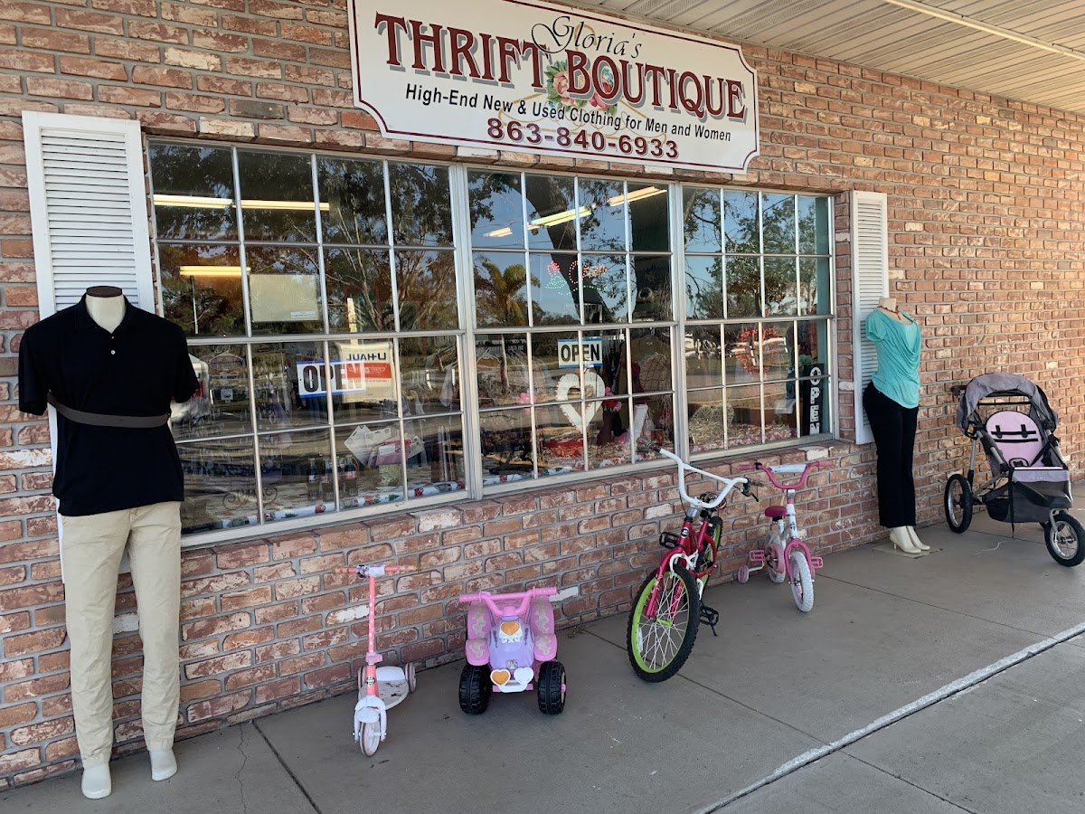 Gloria's Thrift Boutique in Lake Placid
