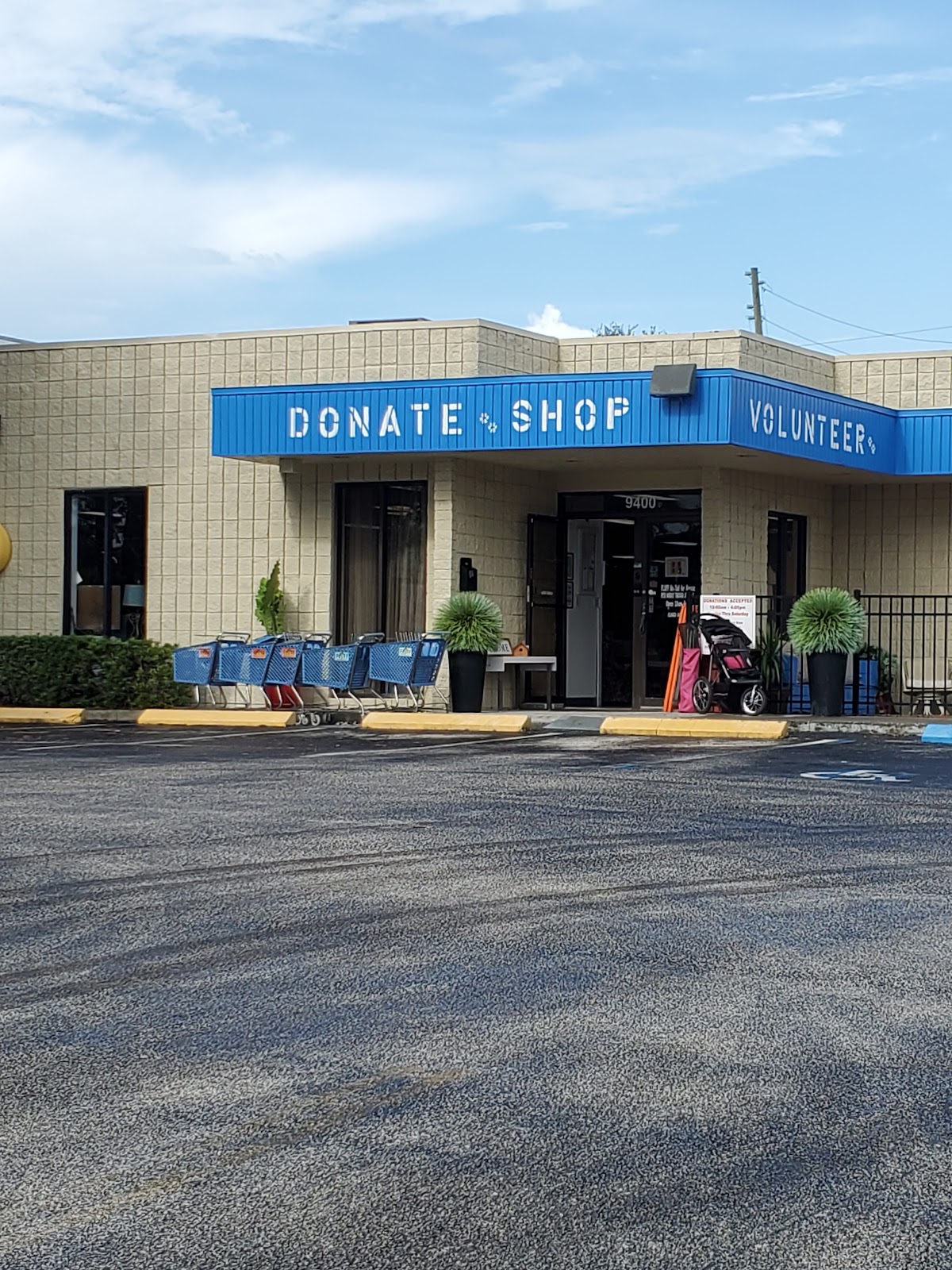 Fluff's Stuff Re-Tail for Rescue in Seminole