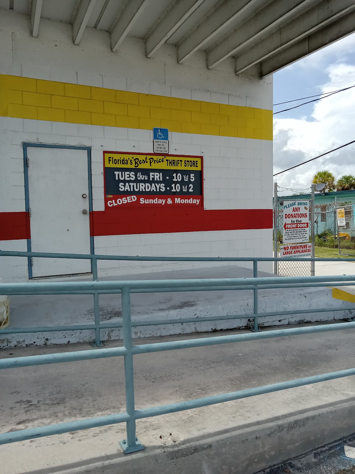 Reach Thrift Store in Fort Pierce