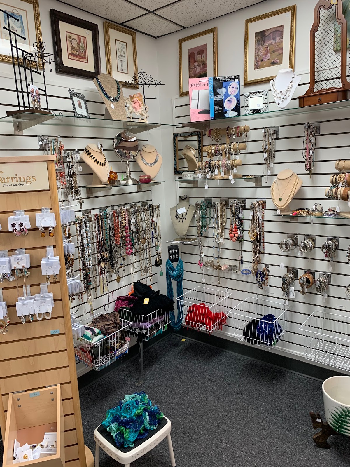 Pennies For Heaven Thrift Shop in Tequesta
