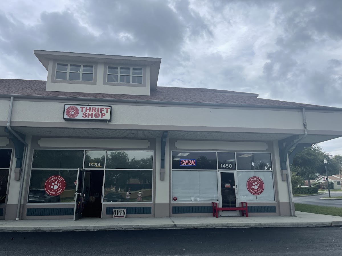 Suncoast Animal League Thrift Shop in Palm Harbor