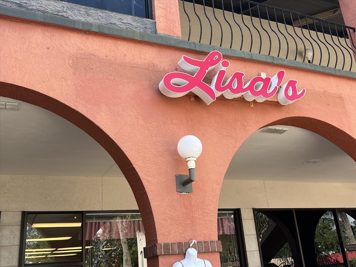 Lisa's Luxury Resale in Palm Harbor