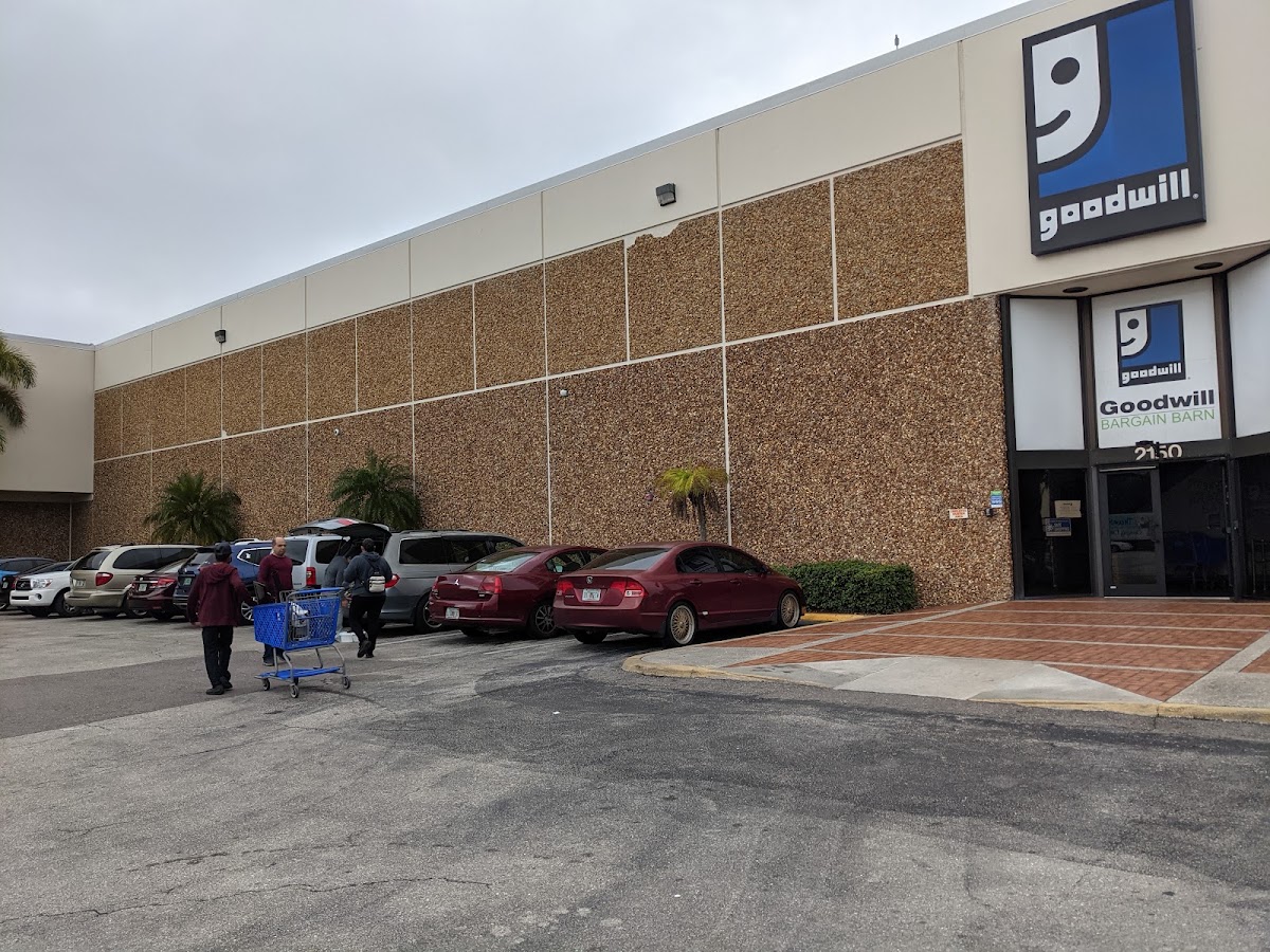 Goodwill Bargain Barn - North in Sarasota