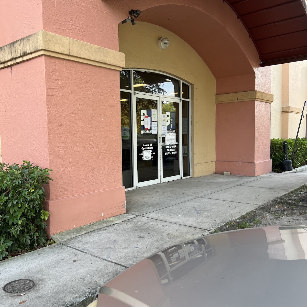 Goodwill Bargain Barn - Fort Pierce North in Fort Pierce