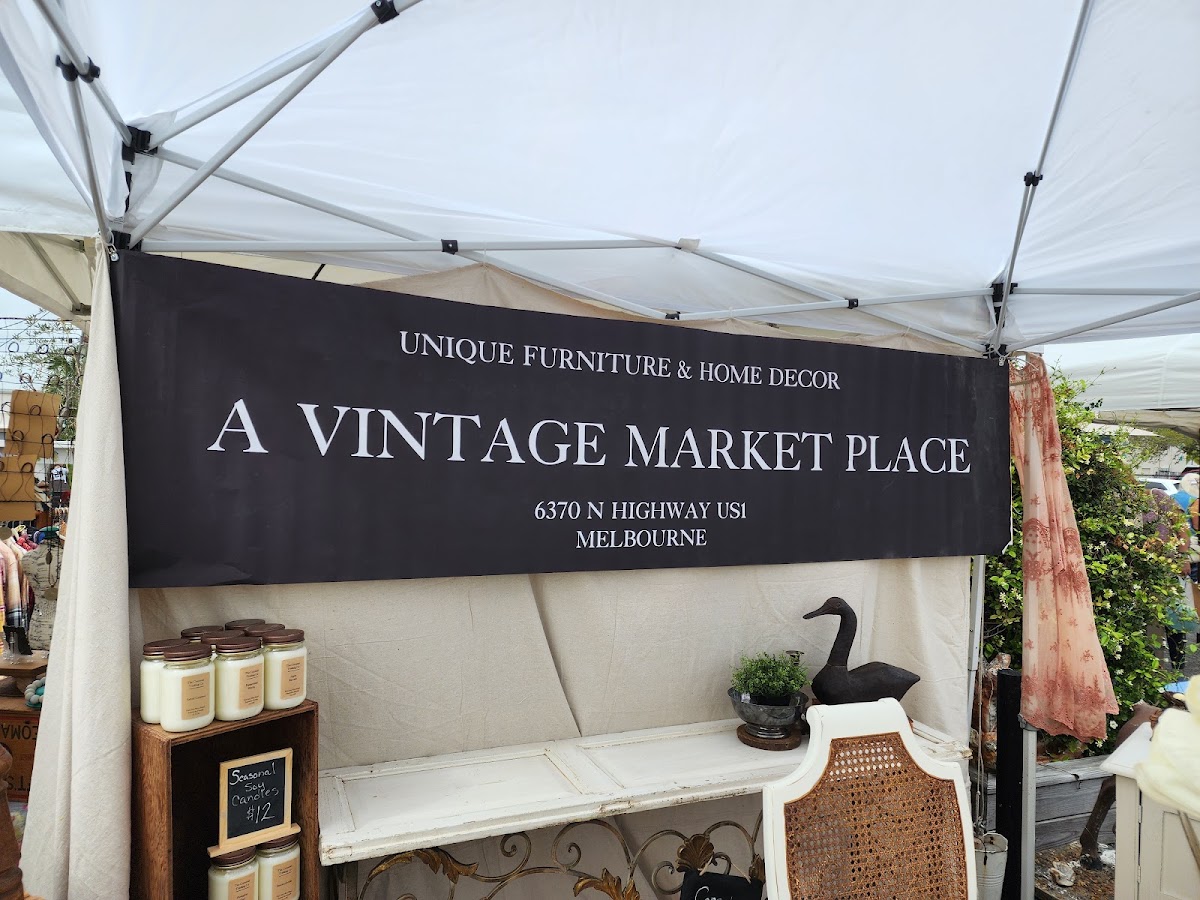 Rehab Vintage market in Melbourne
