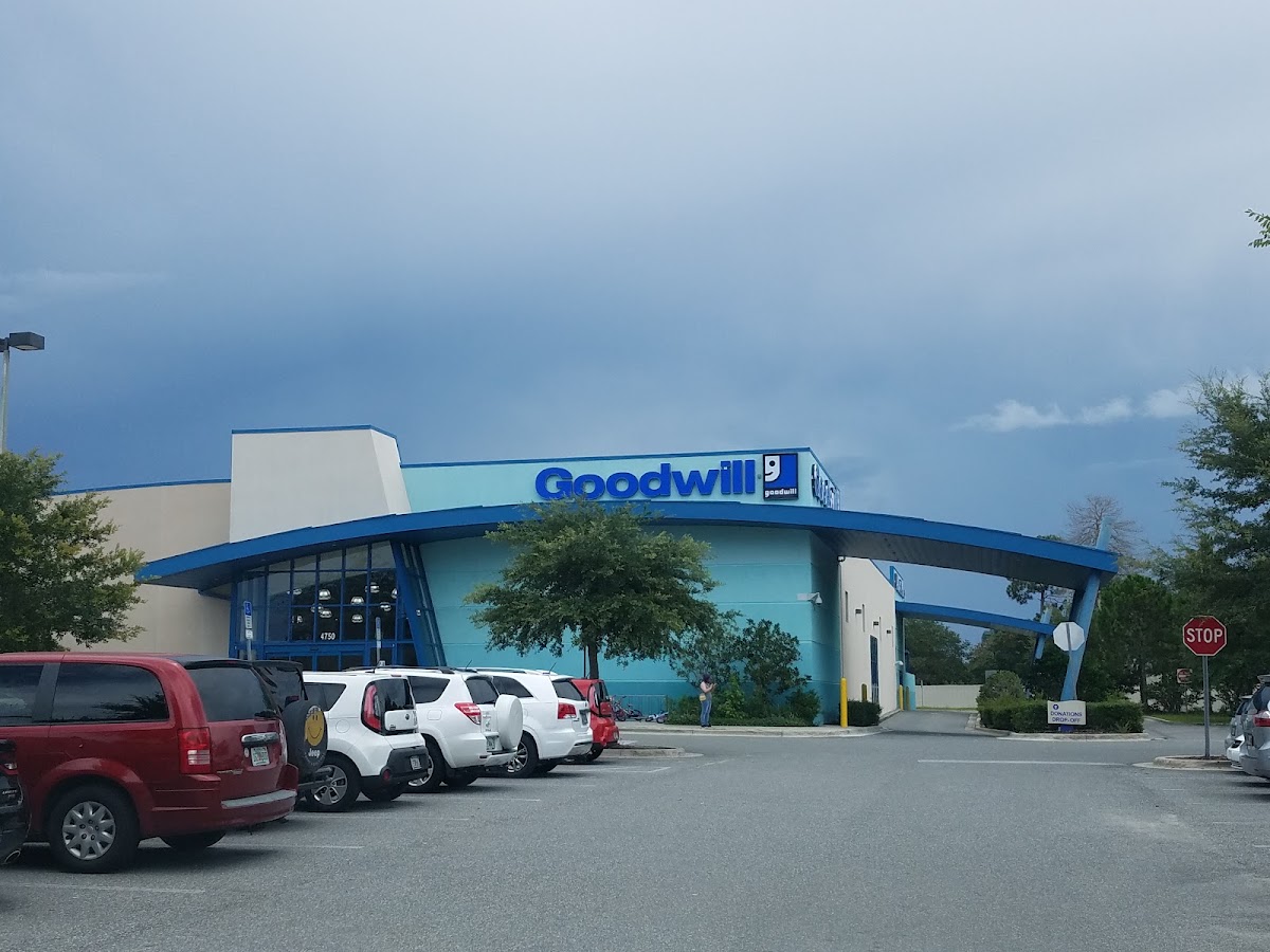 Goodwill Spring Hill Superstore in Spring Hill