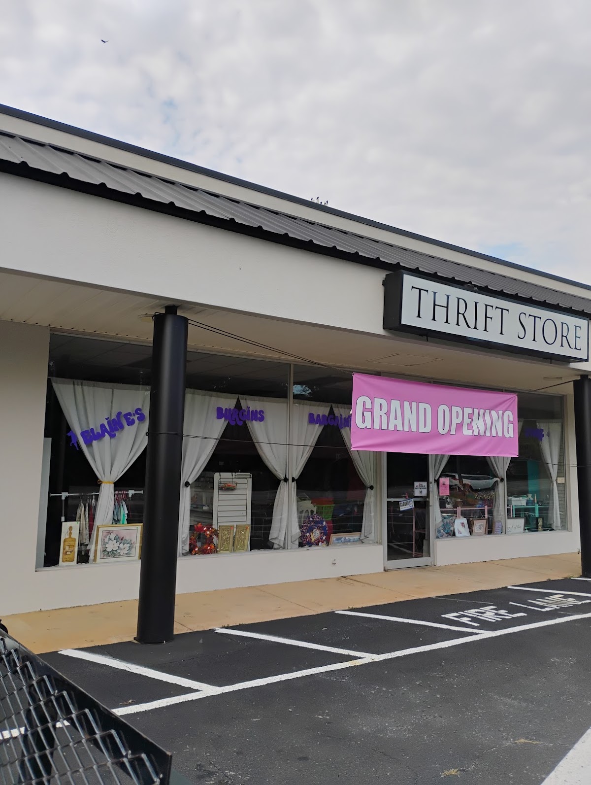 Elaine's Burgin's Bargains in Pensacola