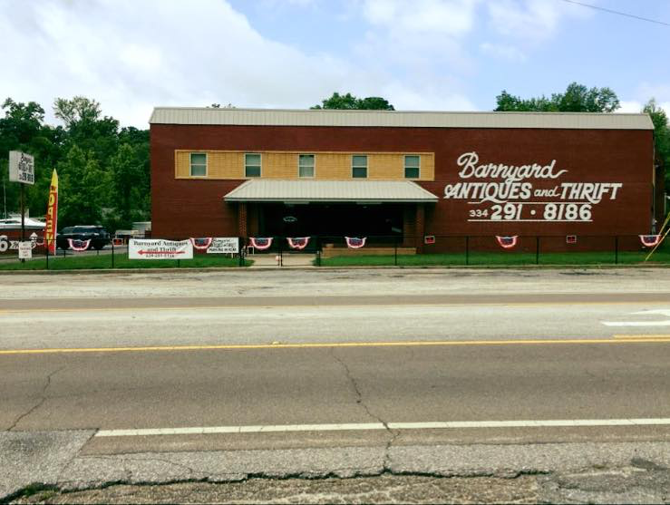 Barnyard Antiques And Thrift in Phenix City