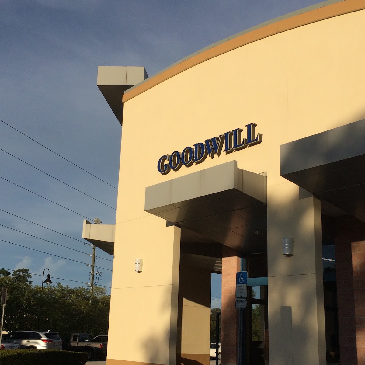 Goodwill - Casselberry/Longwood in Casselberry