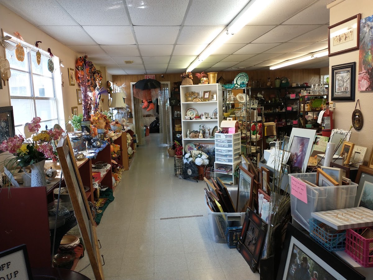 Sisters' Attic in Boerne