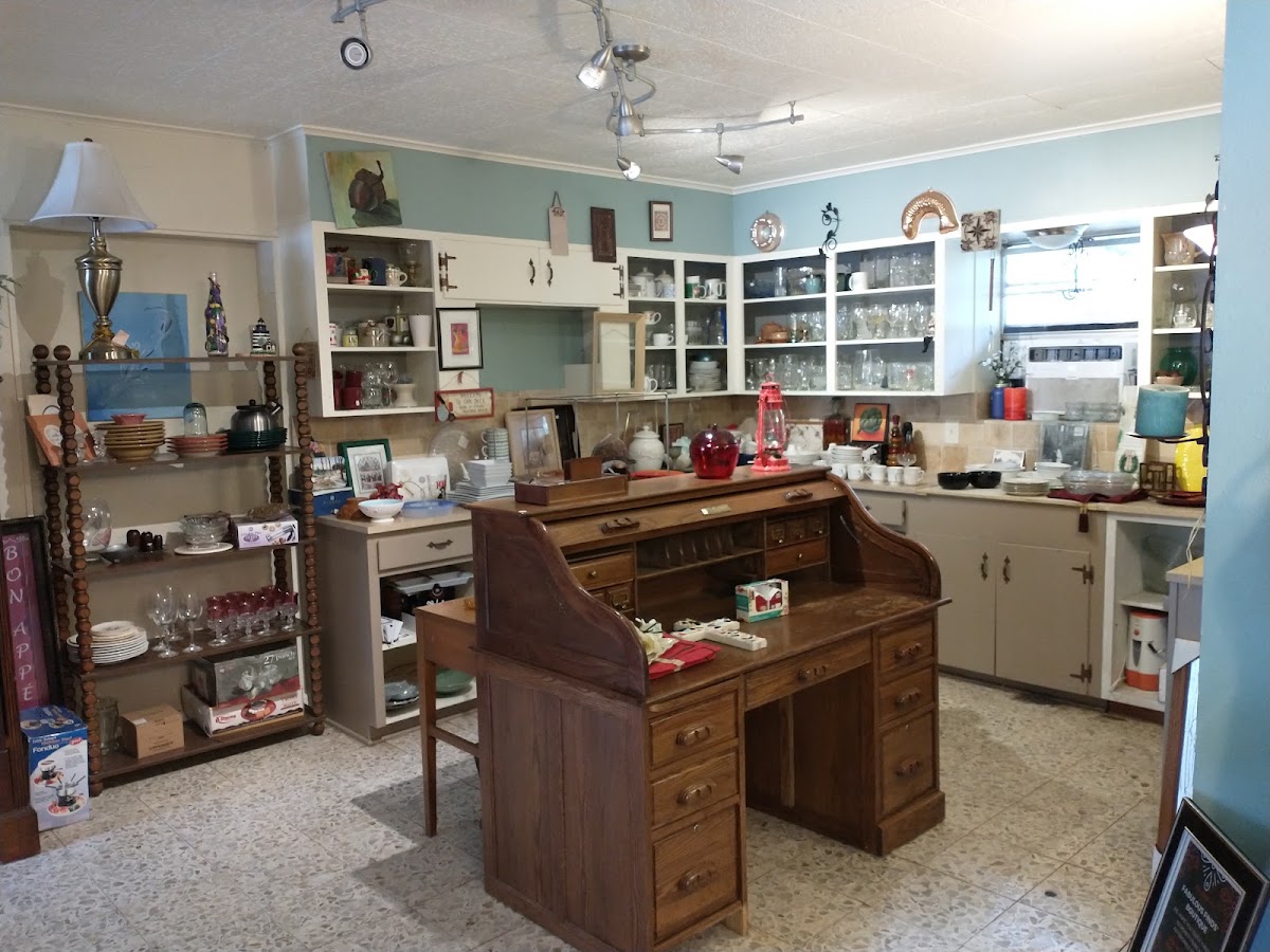 Fabulous Finds Thrift Store in Boerne