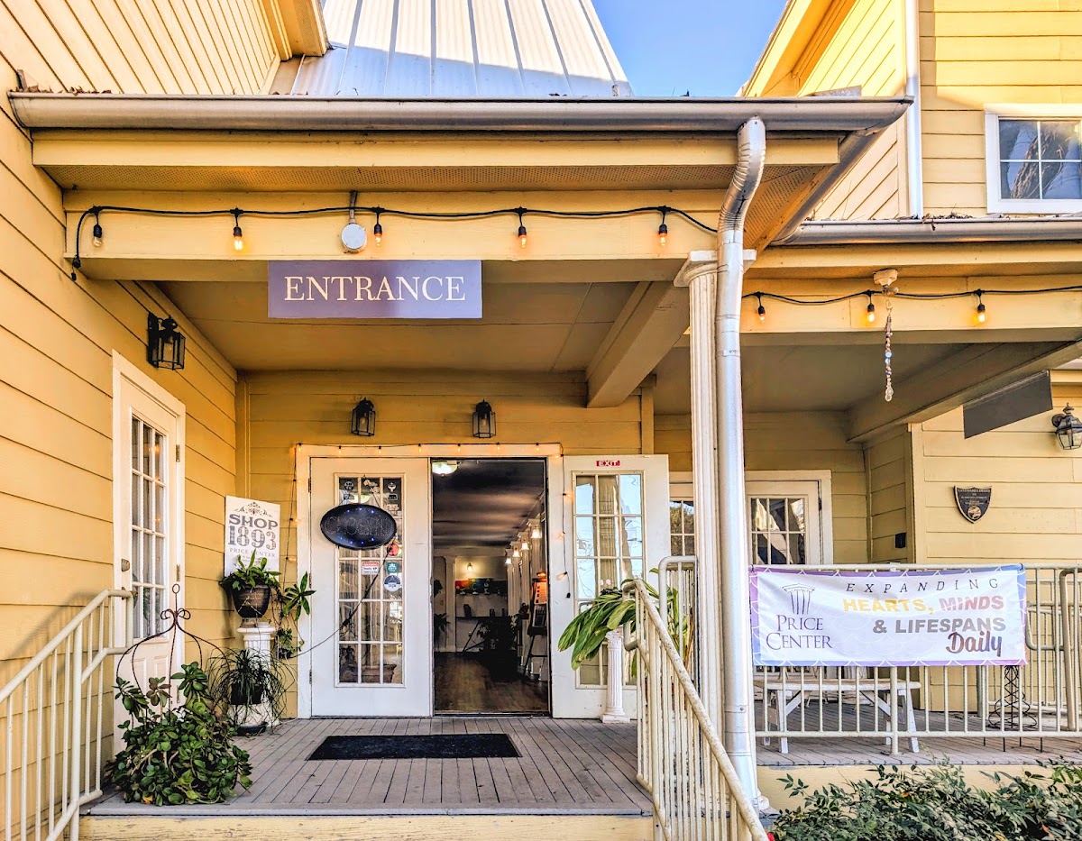 Shop 1893 in San Marcos