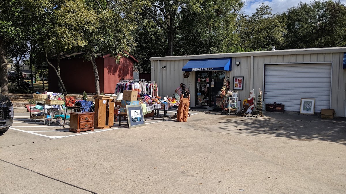 Unique Resale in Conroe
