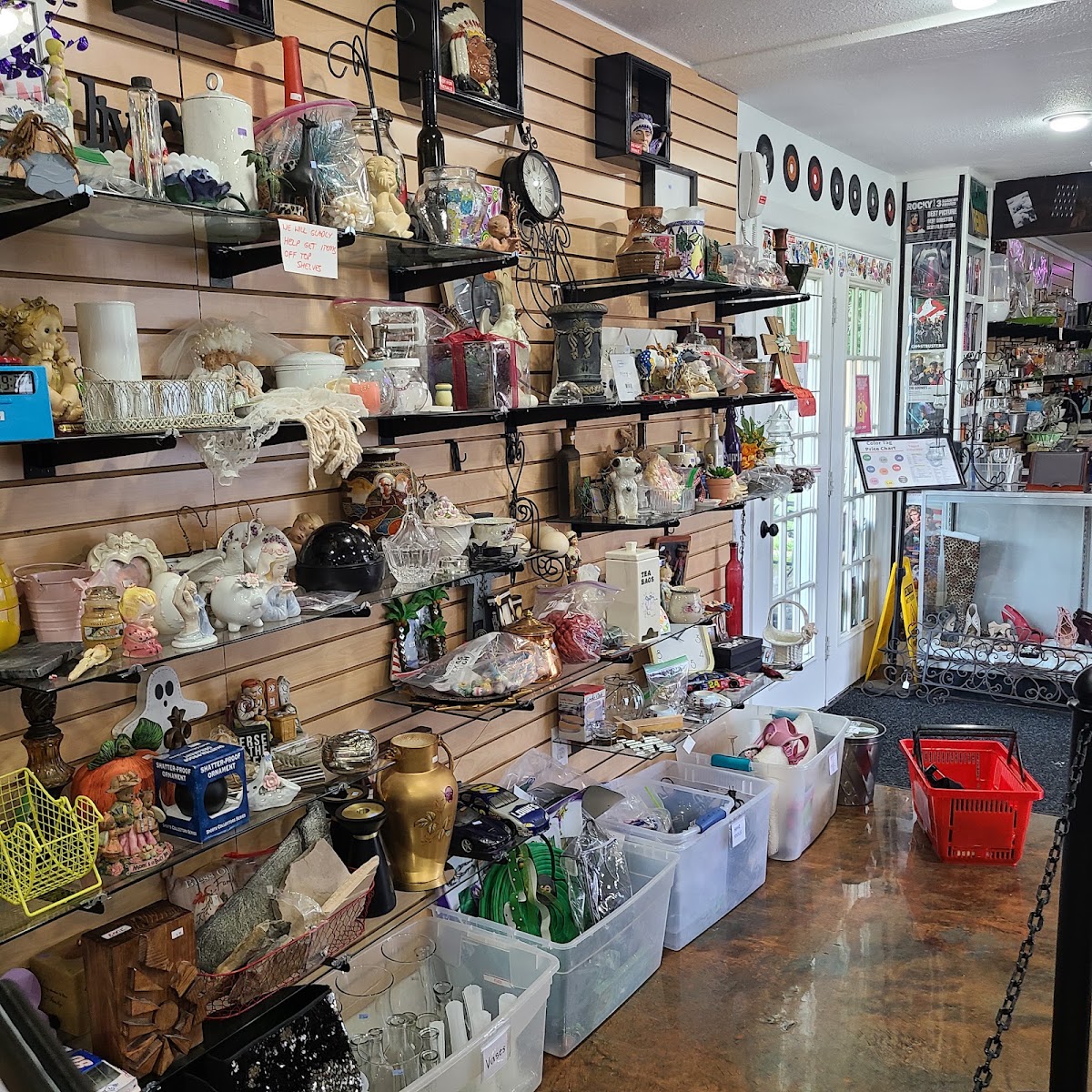 Love Local Thrift Store in Port Neches