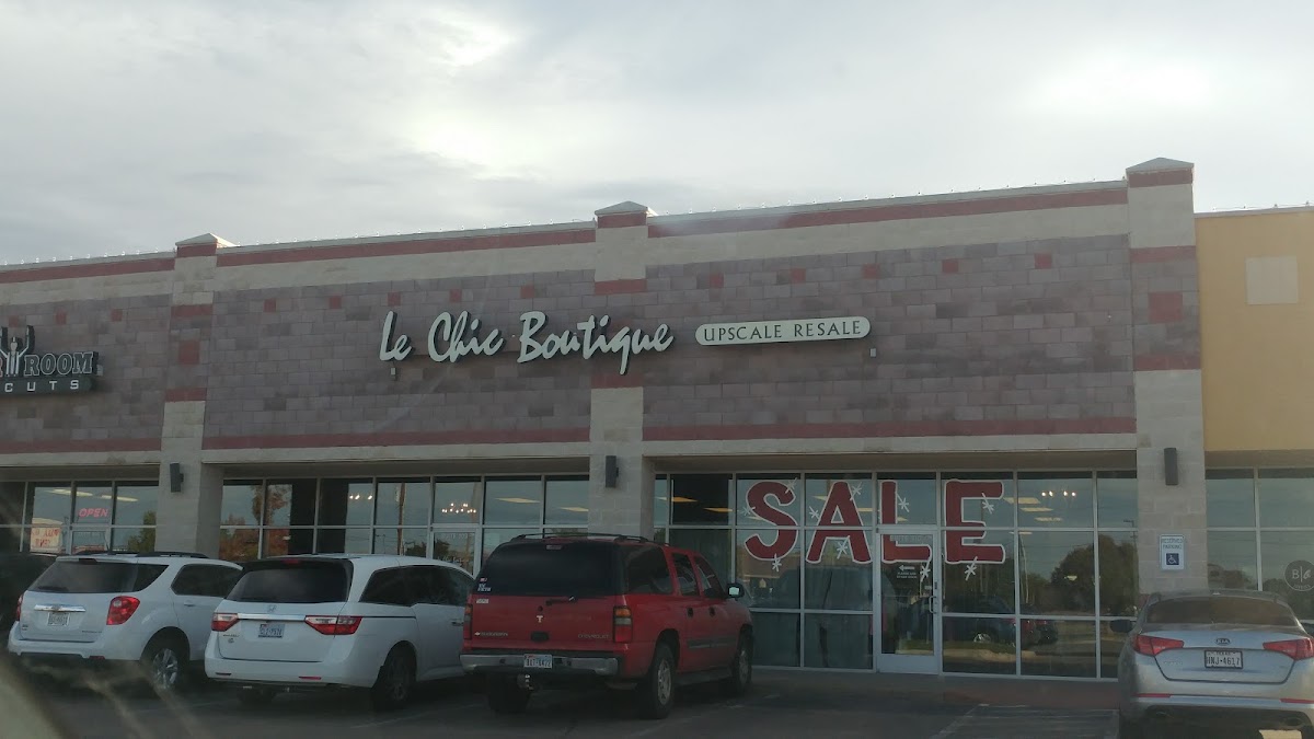 Le Chic Boutique Upscale Resale in Lubbock