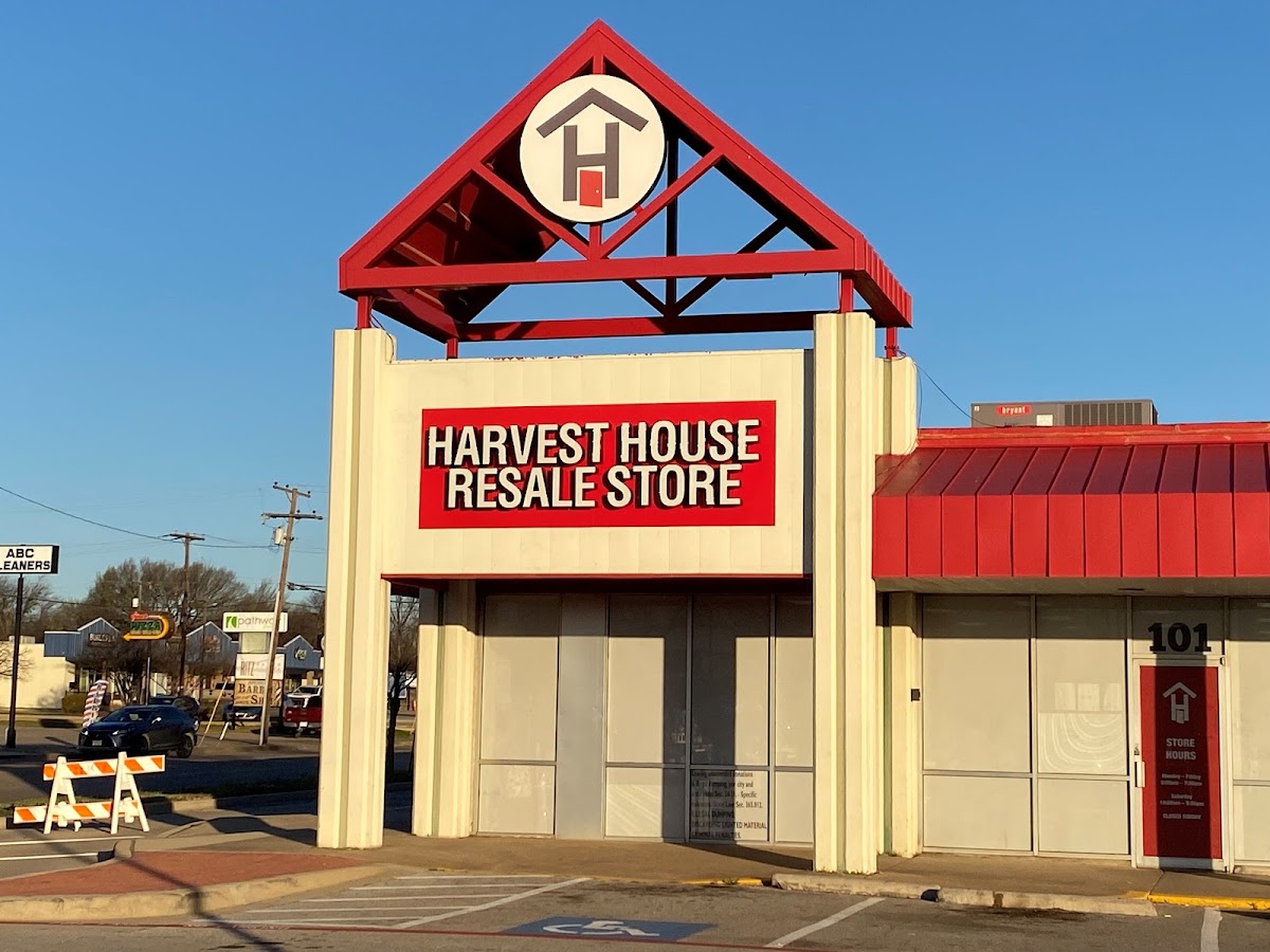 Harvest House Resale Store in Burleson