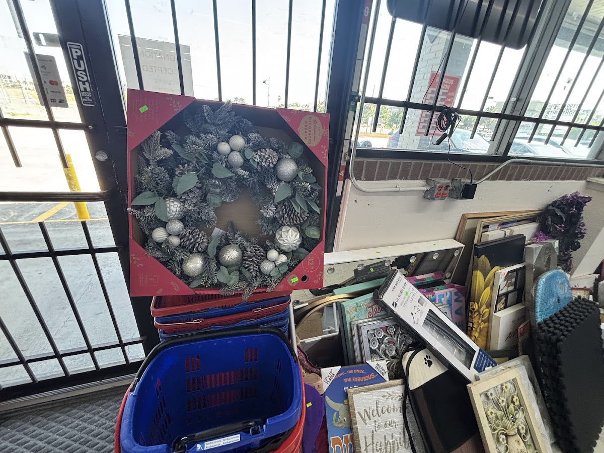 Monkey Lovely Thrift Store LLC in Spring