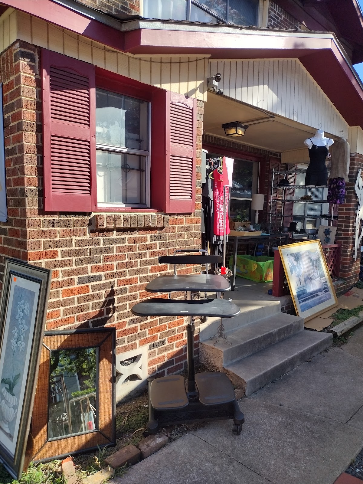 Bayou City Resale Shop in Houston