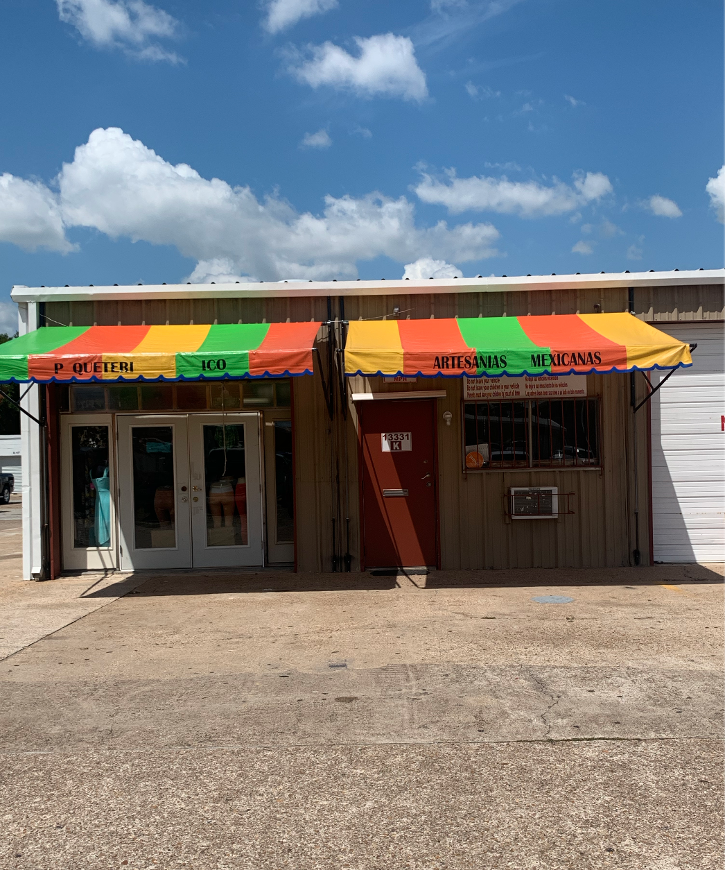 Champion Forest Resale Shop in Houston