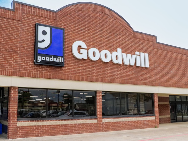 Goodwill Store & Donation Center - Midway in Dallas