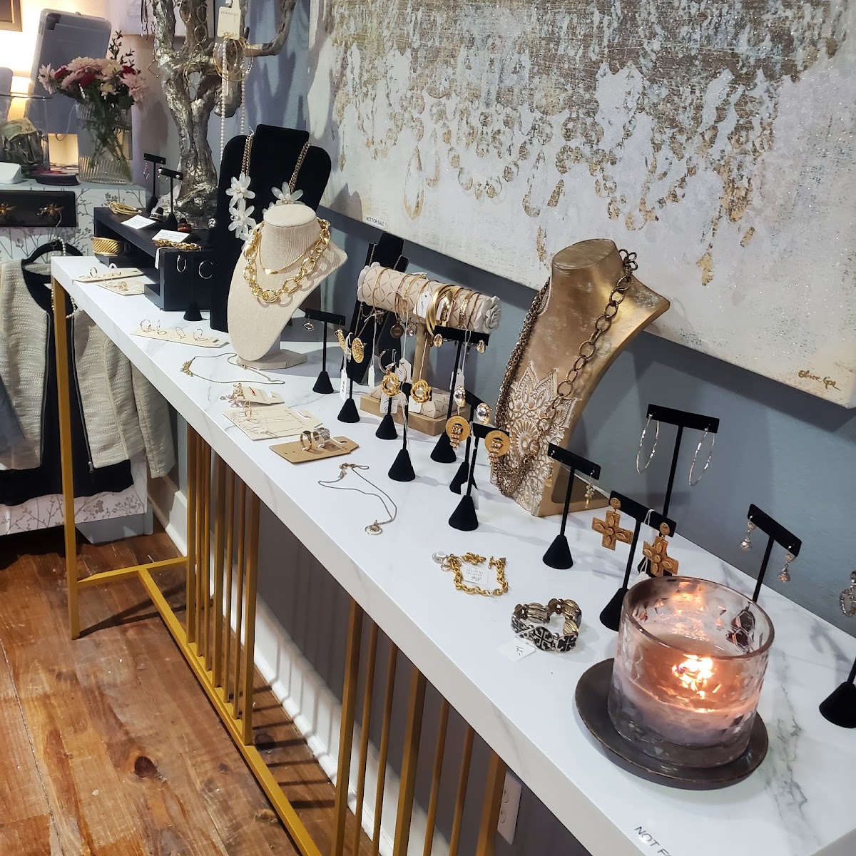 Stepping Stones Foundation Thrift Boutique in Keller
