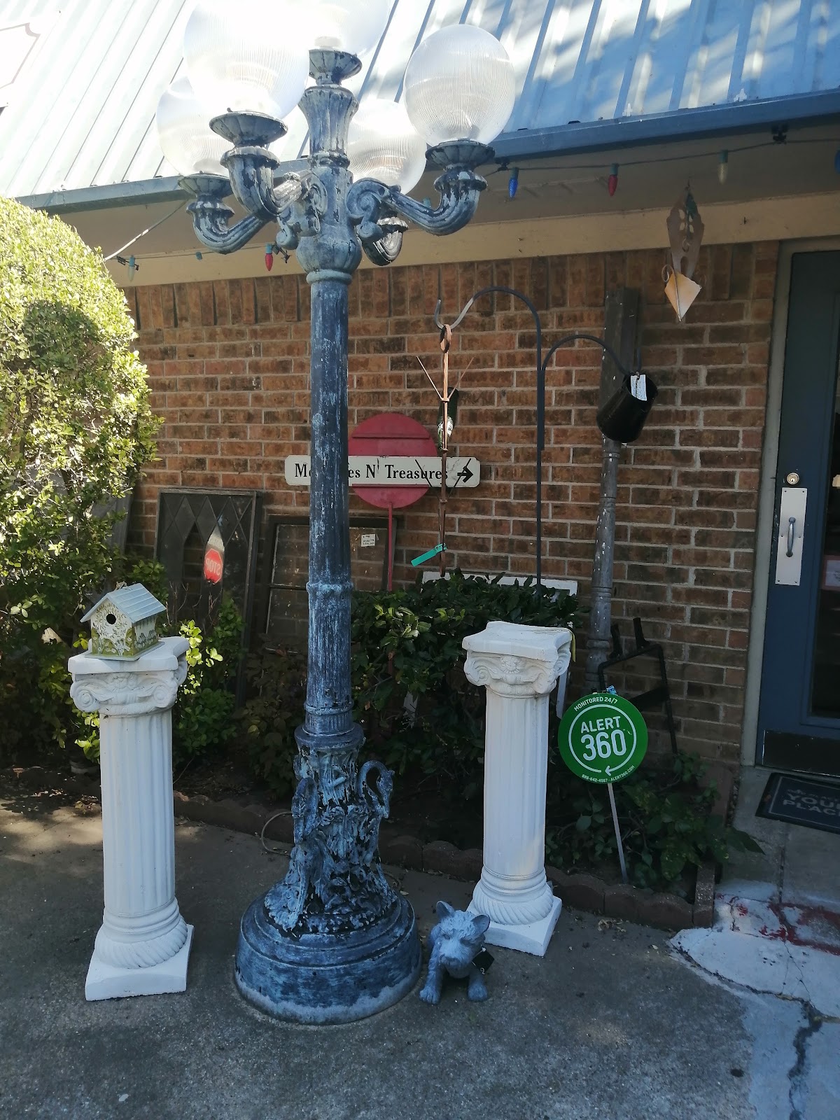 Memories N' Treasures in Keller