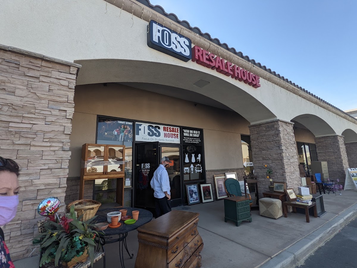 Foss Resale House in La Quinta