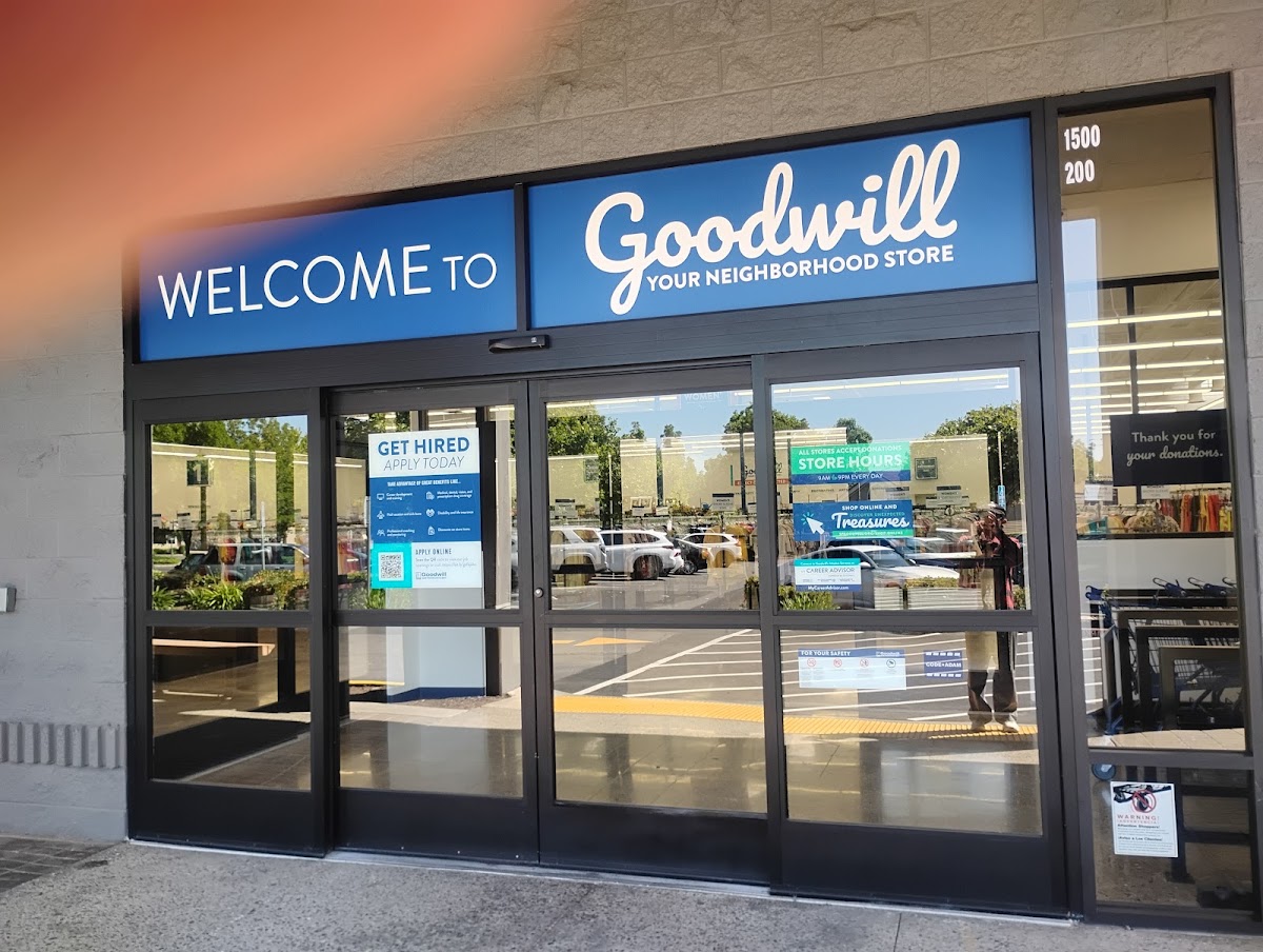 Goodwill Store & Donation Center in Fairfield