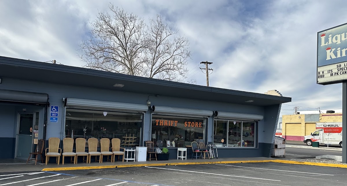 Got Stuff Thrift Store in Redding