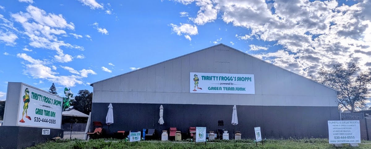 Thrifty Frogg's Shoppe in Auburn