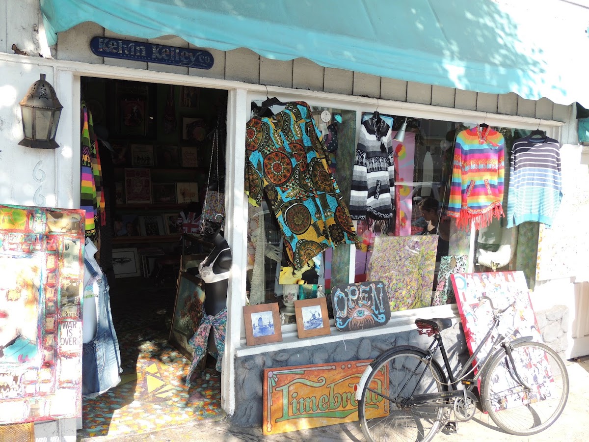 Cherry Moon Shop in Laguna Beach