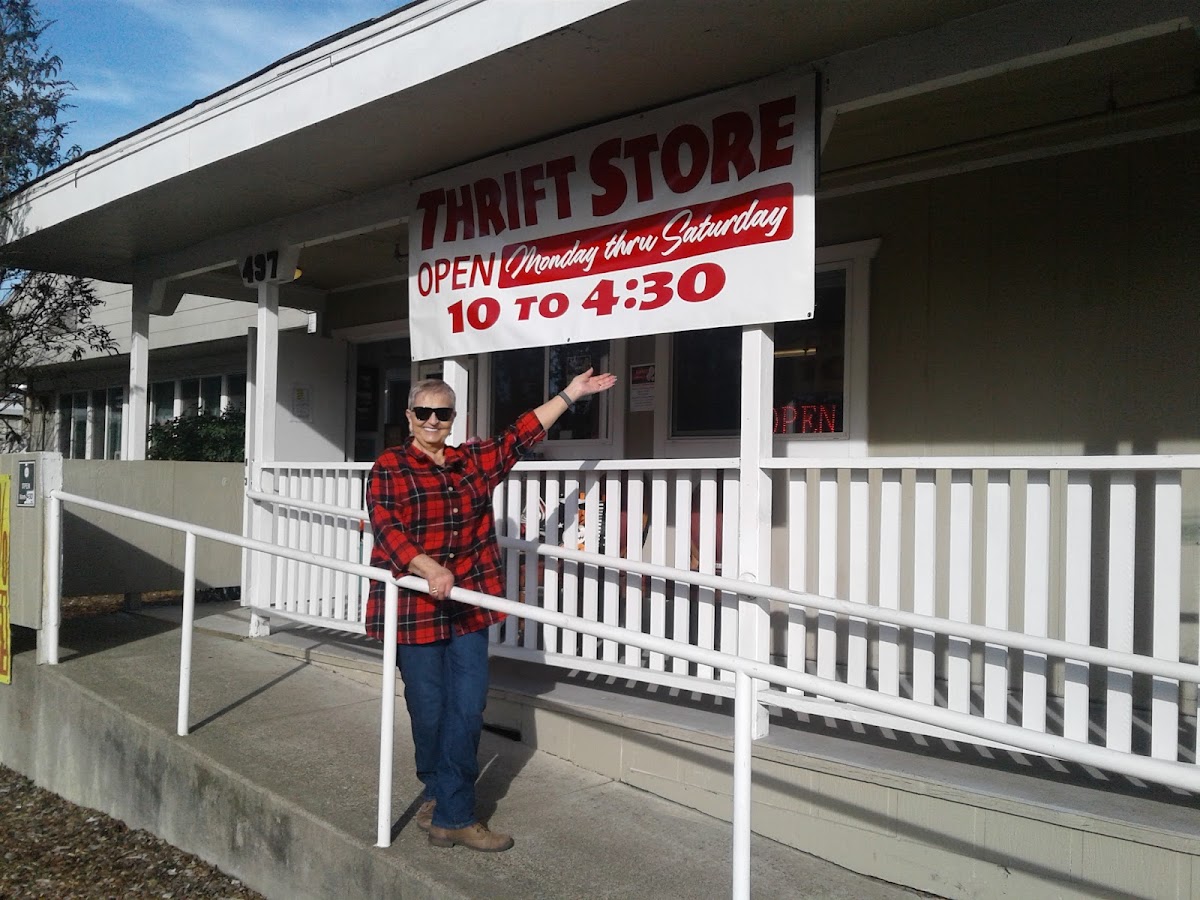 Ukiah Senior Center Thrift in Ukiah