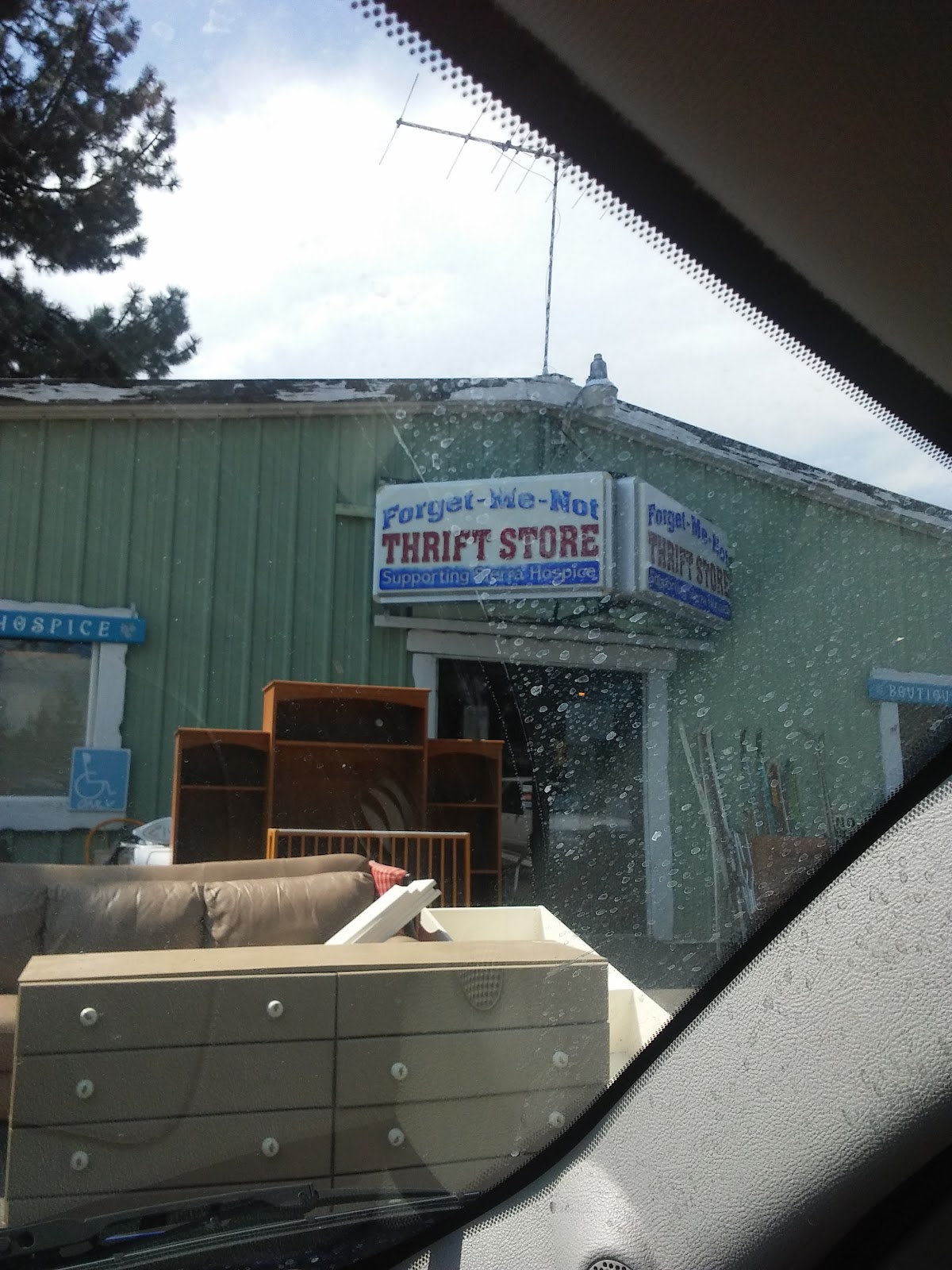 Sierra Hospice Thrift Store in Chester