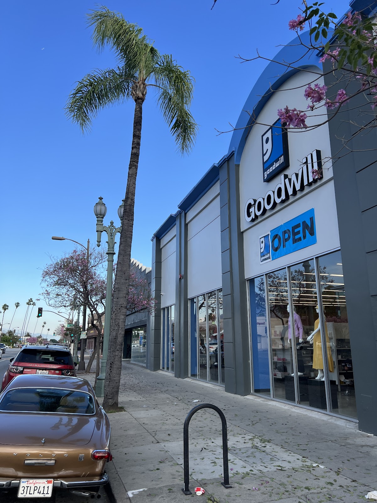 Goodwill Southern California Retail Store & Donation Center in Pasadena