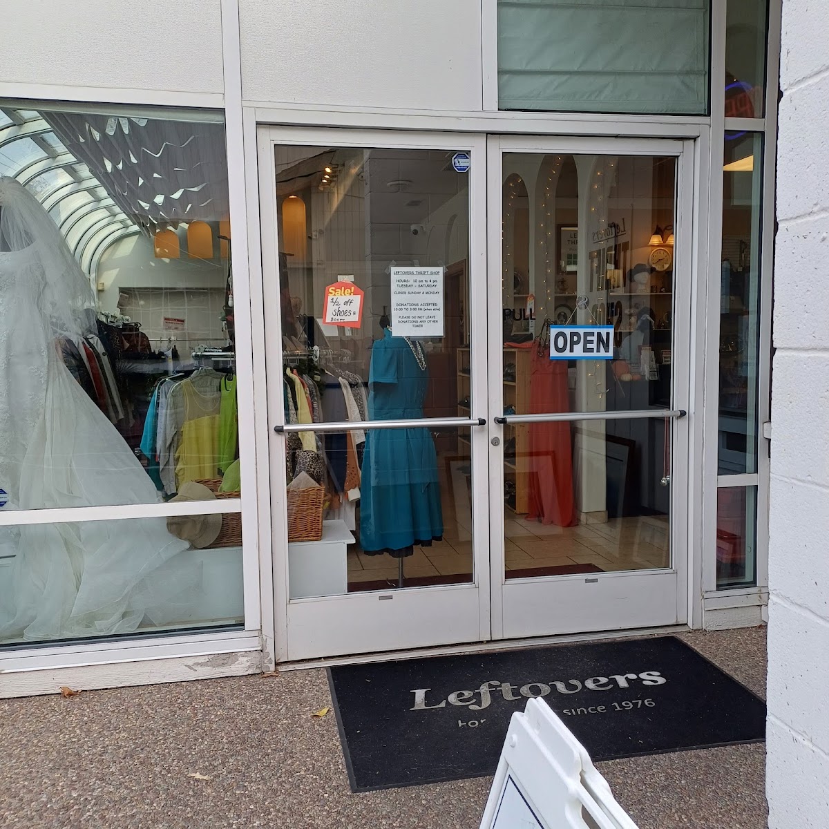 Leftovers Thrift Shop in Walnut Creek